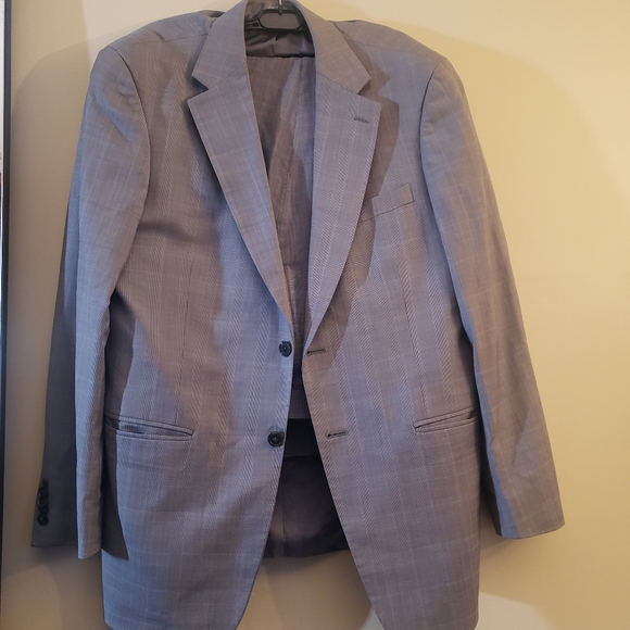 Grey suit size 42R - Picture 1 of 4
